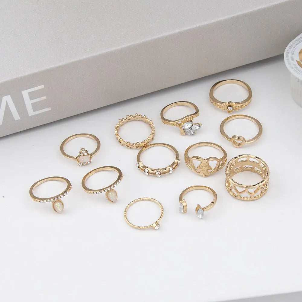 Vintage Popular Lotus Snake-Shaped Ring 8-Piece Diamond Set Ring Jewelry - Lunova-Roma