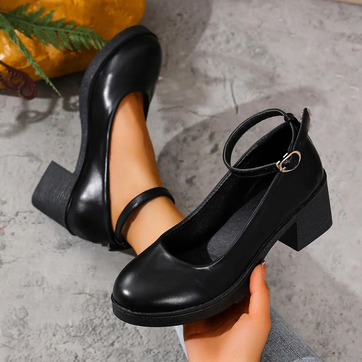 Womens Roundtoe Lowcut Chunkyheel Shoes Lunova-roma