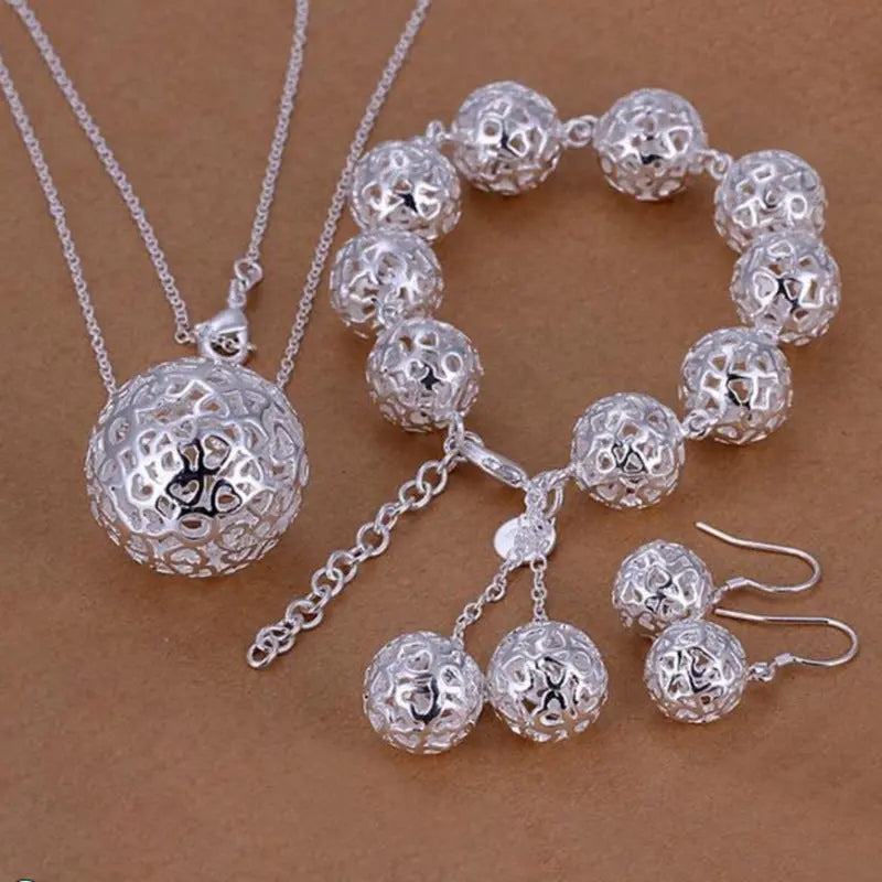 Exquisite Jewelry Silver-plated Three-dimensional Ball Pendant Jewelry Lunova-roma